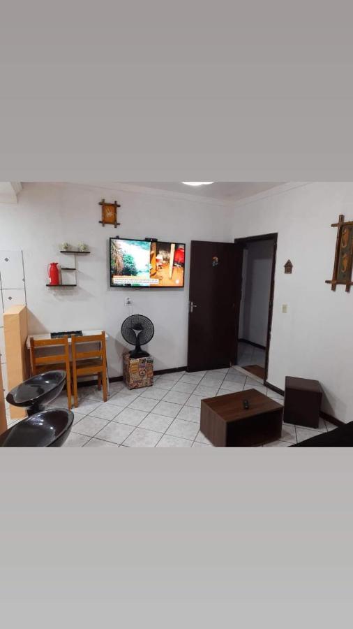 Apart. Condominio Dos Passaros Apartamento *
